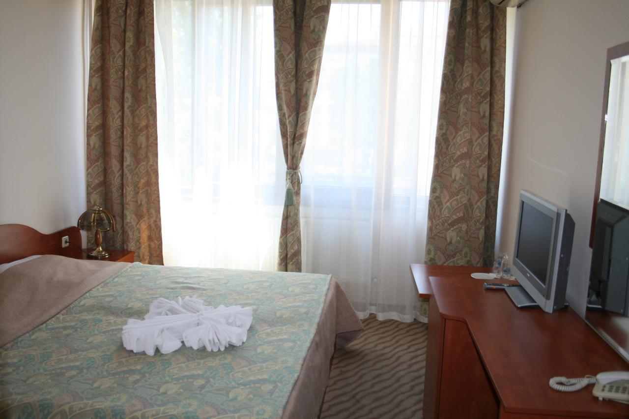 Hotel Nicol Plovdiv Extérieur photo