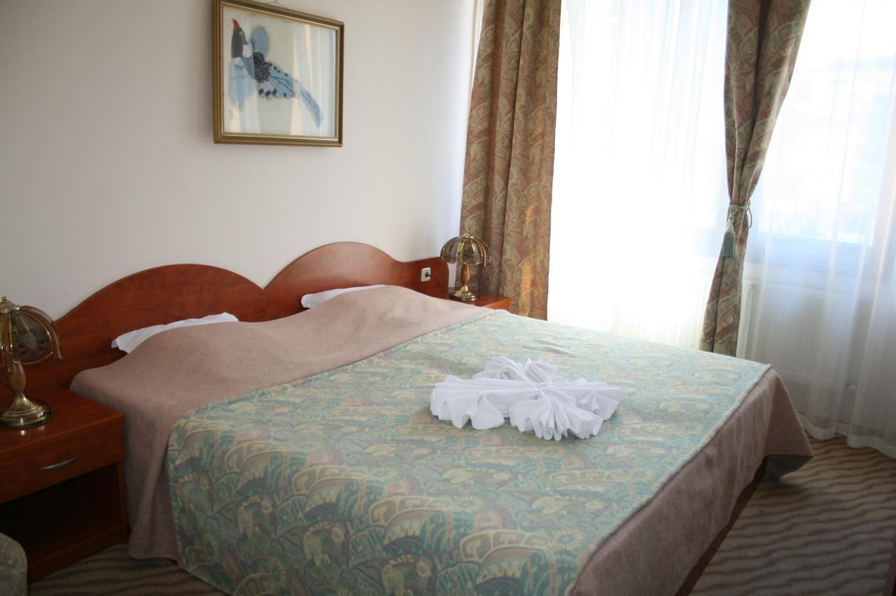 Hotel Nicol Plovdiv Extérieur photo